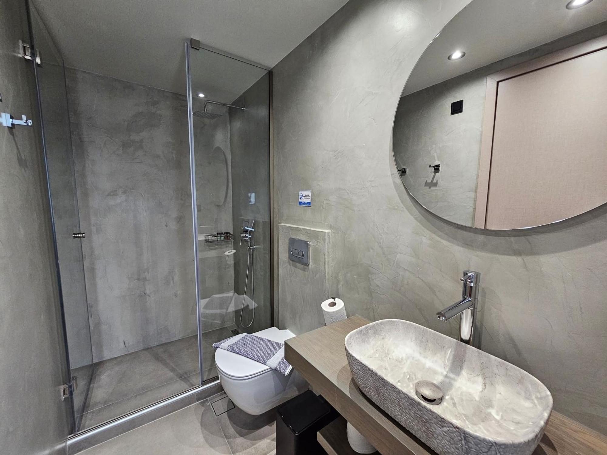 Rea'S Luxury Apartments 스투파 외부 사진