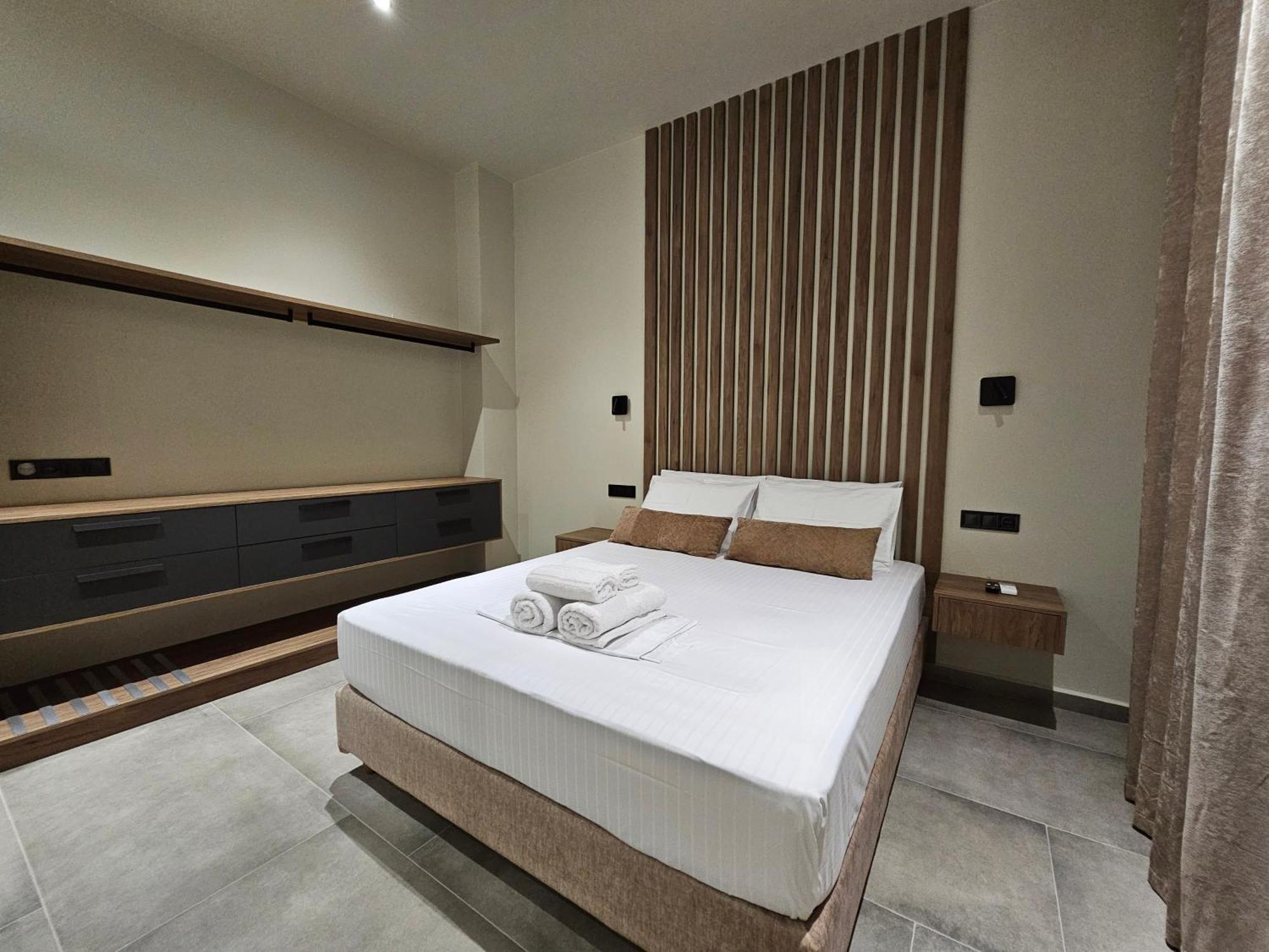 Rea'S Luxury Apartments 스투파 외부 사진