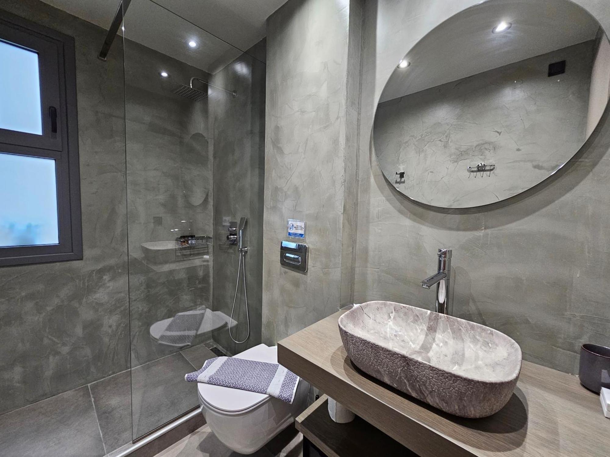 Rea'S Luxury Apartments 스투파 외부 사진