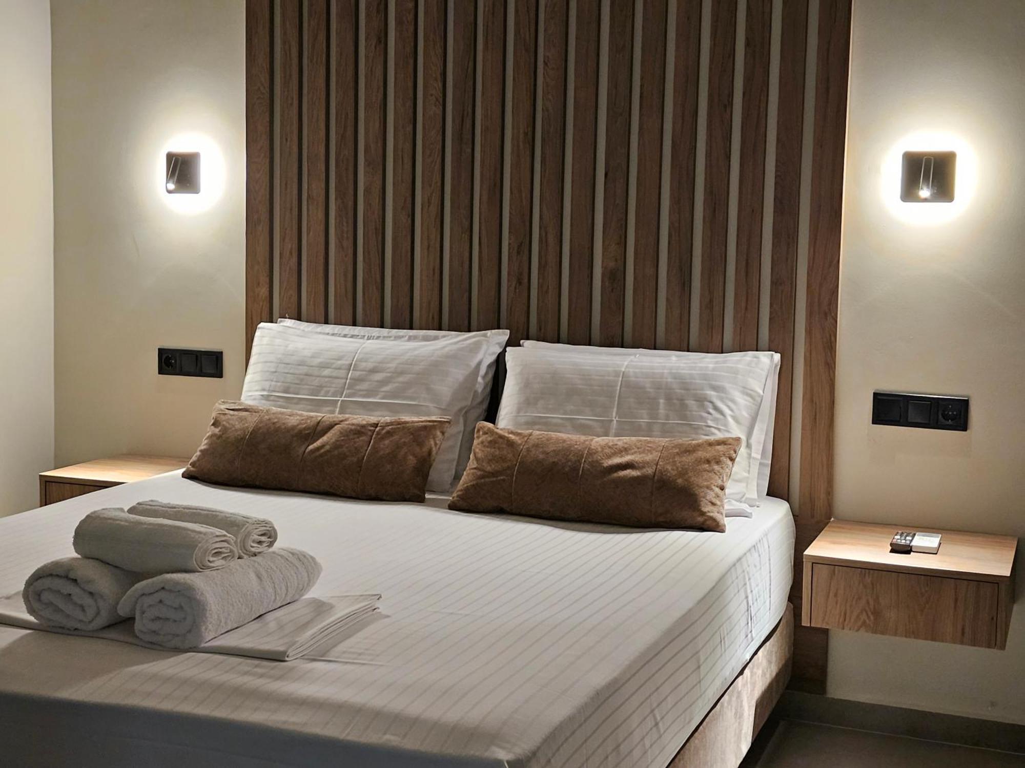 Rea'S Luxury Apartments 스투파 외부 사진